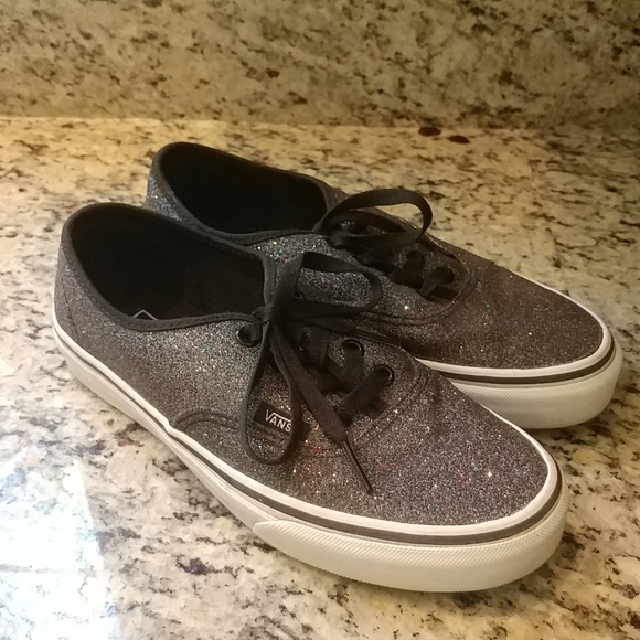 rainbow vans size 5.5